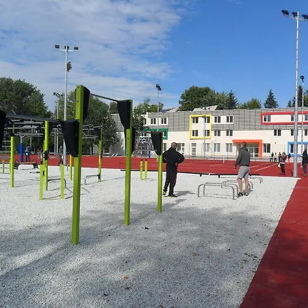 Youth Centre Aldeamento Turístico *