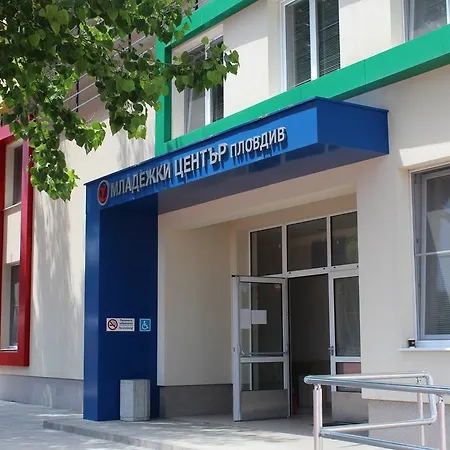 Aldeamento Turístico Youth Centre *