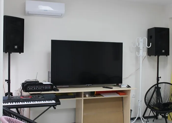 Youth Centre Tatil parkı *