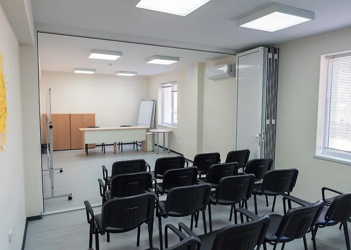 Youth Centre 普罗夫迪夫