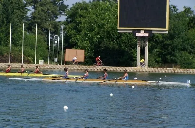 Youth Centre 假日公园 普罗夫迪夫